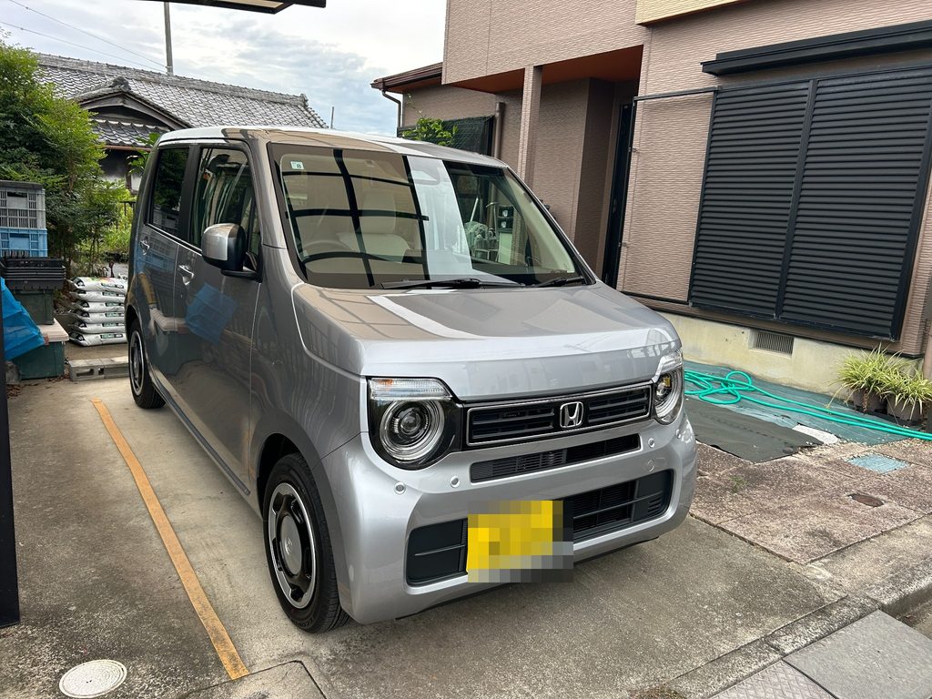 2026年9月5日に納車されたホンダN-WGNをフロント斜めから撮影した外観
